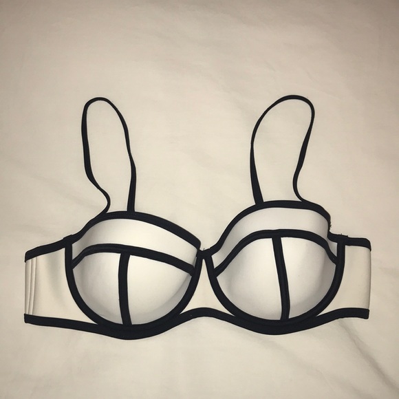 triangl swimwear Other - Triangl Bikini Top